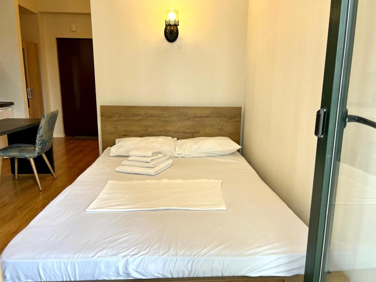 Hotel Sky Room Tbilisi Exteriör bild